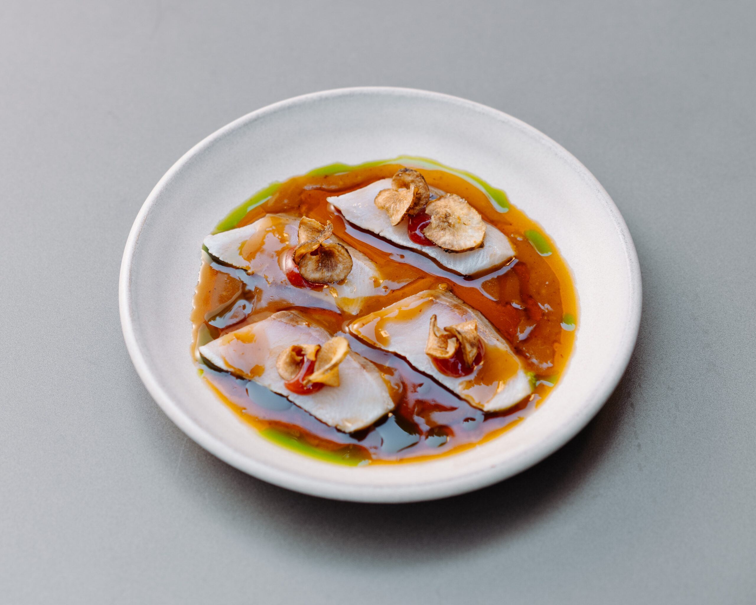 MODERNÉ SASHIMI hamachi / 100g